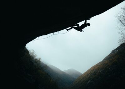 Adam Ondra is climbing famous crack in Italy - Greenspit.